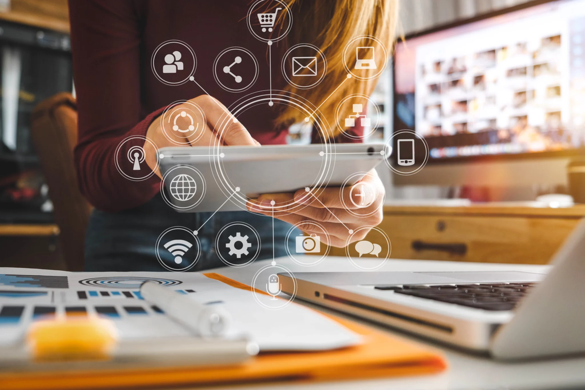 4 oportunidades de trabalho na comunicação digital - Tuiuti